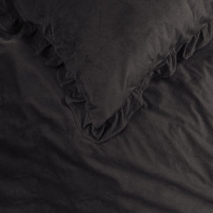 Velvet Ruffles Schwarz