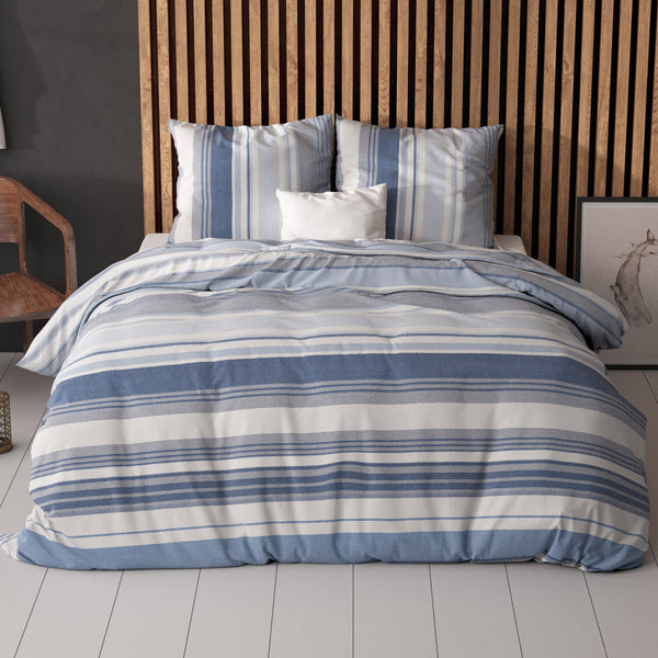 Stripy Blau