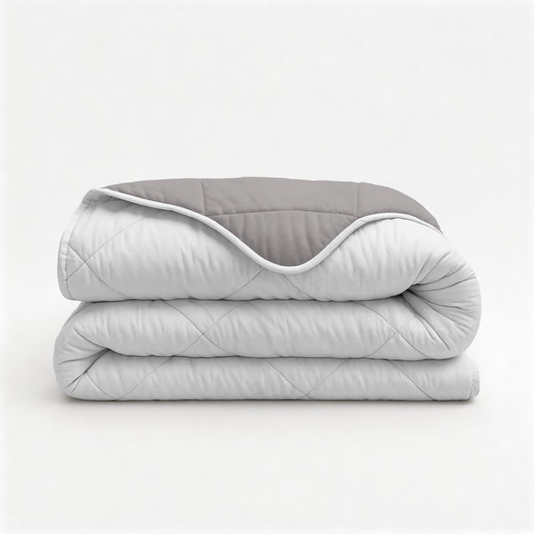 Lazy Bettdecke Uni Beige – Taupe/Grau mit Kissenbezügen