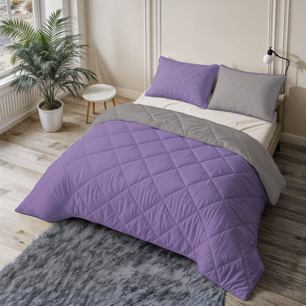 Lazy Bettdecke Uni Lavendel – Taupe/Grau mit Kissenbezügen