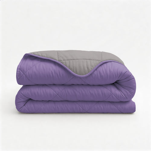 Lazy Bettdecke Uni Lavendel – Taupe/Grau mit Kissenbezügen