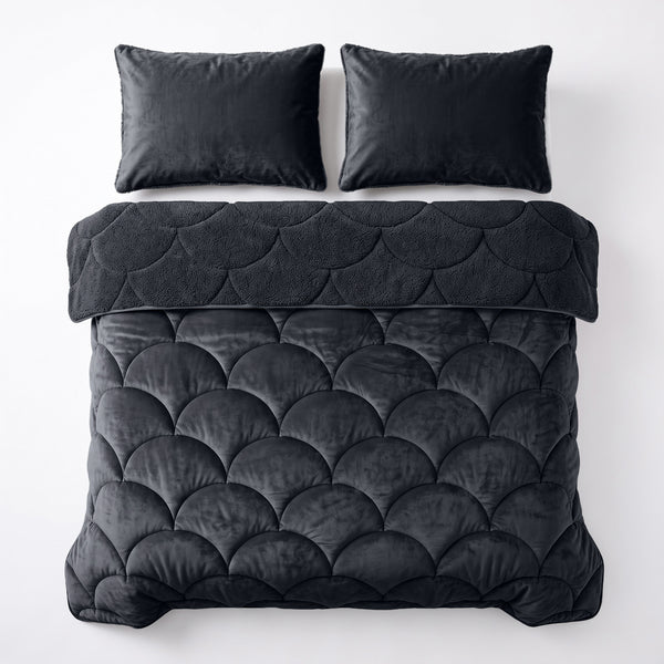 Bettdecke ohne Bezug – Lazy Teddy/Velvet Schwarz mit Kissenbezügen