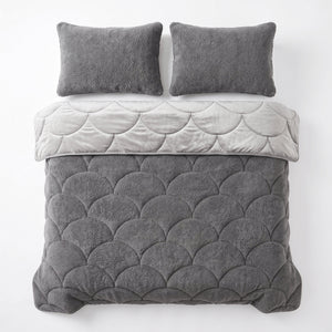 Bettdecke ohne Bezug – Lazy Teddy/Velvet Taupe/Grau mit Kissenbezügen