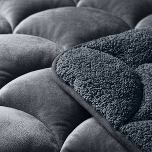Bettdecke ohne Bezug – Lazy Teddy/Velvet Anthrazit mit Kissenbezügen