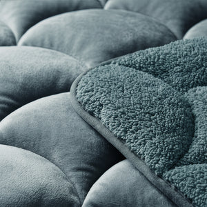 Bettdecke ohne Bezug – Lazy Teddy/Velvet Grün mit Kissenbezügen