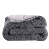 Bettdecke Ohne Bezug - Lileo Velvet Sherpa Ganzjahres-Komfort – Grey (mit Einstecklasche)